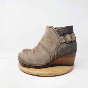 Dansko Shirley Ankle Boots Womens 38 Brown Suede Wedge Buckle Comfort Shoes